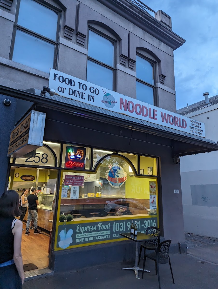 Noodle World